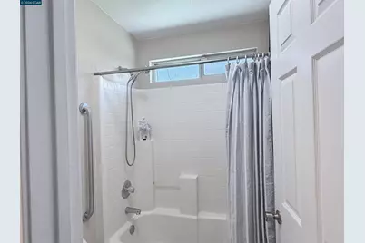 8551 Summer Knoll Way, Elk Grove, CA 95624 - Photo 25