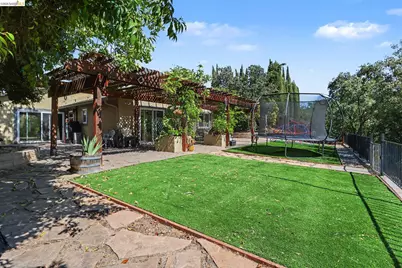 4161 Royal Links Cir, Antioch, CA 94509 - Photo 27