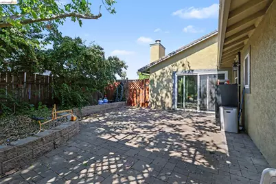 4161 Royal Links Cir, Antioch, CA 94509 - Photo 21