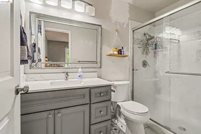 4161 Royal Links Cir, Antioch, CA 94509 - Photo 17