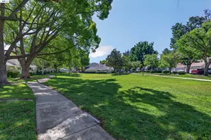 7483 Stonedale Dr, Pleasanton, CA 94588 - Photo 77