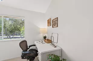 7483 Stonedale Dr, Pleasanton, CA 94588 - Photo 29