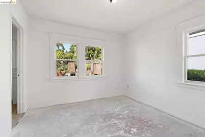 5320 El Camile Ave, Oakland, CA 94619 - Photo 21