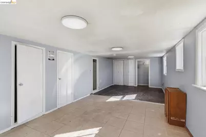 5320 El Camile Ave, Oakland, CA 94619 - Photo 27