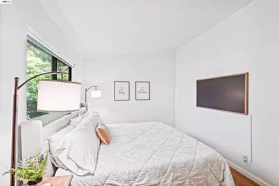 3501 35th Ave #7, Oakland, CA 94619 - Photo 19