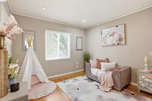 4500 Oak Hill Rd, Oakland, CA 94605 - Photo 25
