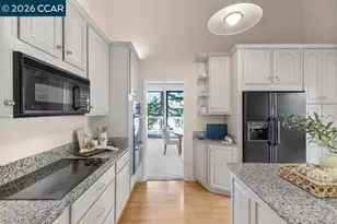 50 Altarinda Dr, Orinda, CA 94563 - Photo 19
