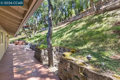 50 Altarinda Dr, Orinda, CA 94563 - Photo 49