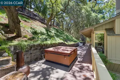 50 Altarinda Dr, Orinda, CA 94563 - Photo 47