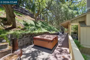 50 Altarinda Dr, Orinda, CA 94563 - Photo 47