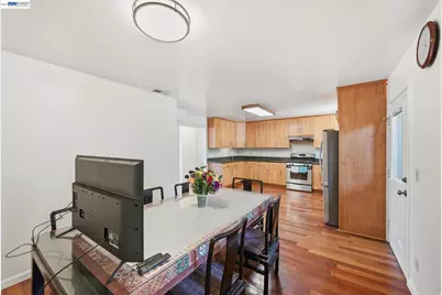 438 Leland Ave, San Francisco, CA 94134 - Photo 17
