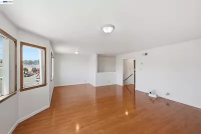 438 Leland Ave, San Francisco, CA 94134 - Photo 11