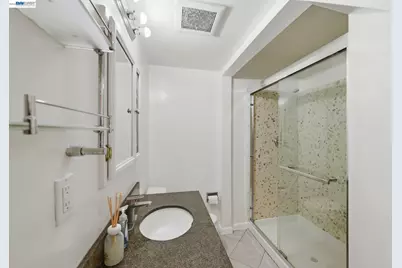 438 Leland Ave, San Francisco, CA 94134 - Photo 33