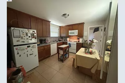 372 6th Ave, Menlo Park, CA 94025 - Photo 13