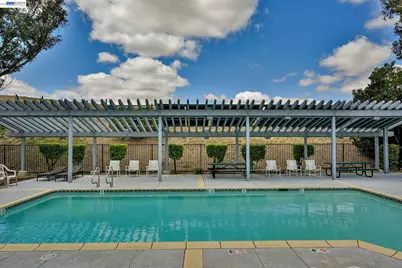 1202 Spring Valley Cmn, Livermore, CA 94551 - Photo 17