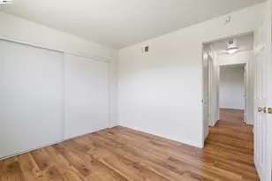 7601 Redbud Ct, Newark, CA 94560 - Photo 29