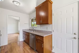 7601 Redbud Ct, Newark, CA 94560 - Photo 11