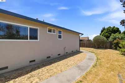 7601 Redbud Ct, Newark, CA 94560 - Photo 37