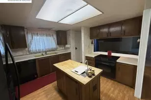 27937 Pueblo Calle, Hayward, CA 94545 - Photo 3