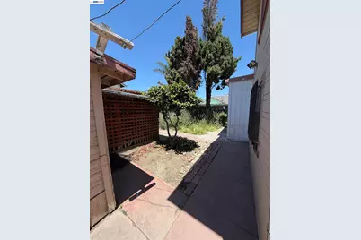 1363 61st Ave, Oakland, CA 94621 - Photo 45