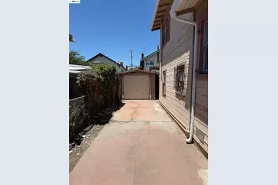 1363 61st Ave, Oakland, CA 94621 - Photo 7