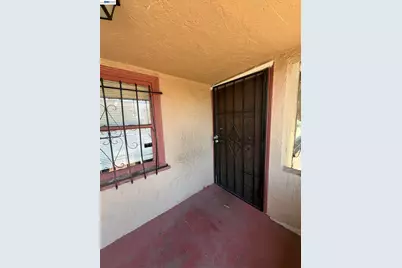 1363 61st Ave, Oakland, CA 94621 - Photo 9