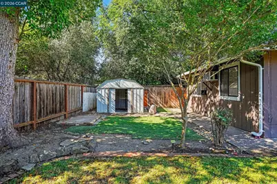 1360 Grove Way, Concord, CA 94518 - Photo 23