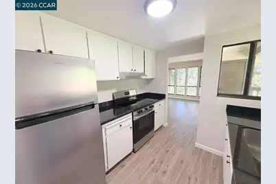 2405 Sunny Lane #4, Antioch, CA 94509 - Photo 5