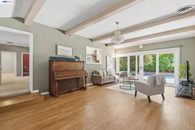 200 Greenwich Ln, Modesto, CA 95350 - Photo 7