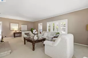 200 Greenwich Ln, Modesto, CA 95350 - Photo 11