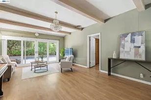 200 Greenwich Ln, Modesto, CA 95350 - Photo 7