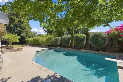 200 Greenwich Ln, Modesto, CA 95350 - Photo 41