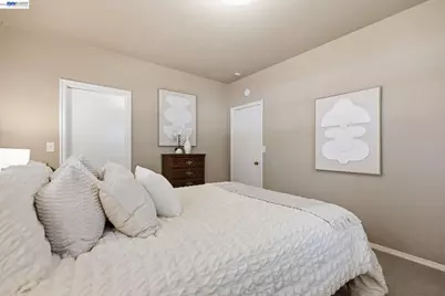 200 Greenwich Ln, Modesto, CA 95350 - Photo 35