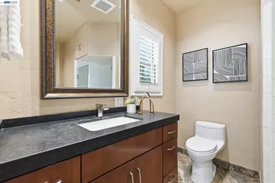 200 Greenwich Ln, Modesto, CA 95350 - Photo 37