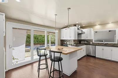 200 Greenwich Ln, Modesto, CA 95350 - Photo 19