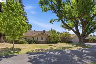 200 Greenwich Ln, Modesto, CA 95350 - Photo 1