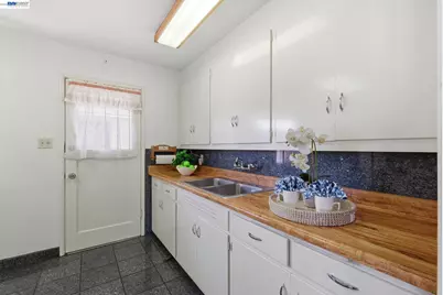 3838 Monterey Blvd., San Leandro, CA 94578 - Photo 13