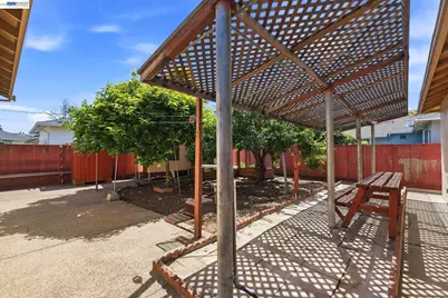 3838 Monterey Blvd., San Leandro, CA 94578 - Photo 27