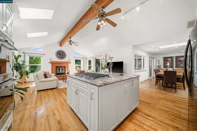 31 Elliot Dr, Pleasant Hill, CA 94523 - Photo 35