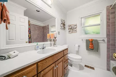 31 Elliot Dr, Pleasant Hill, CA 94523 - Photo 13