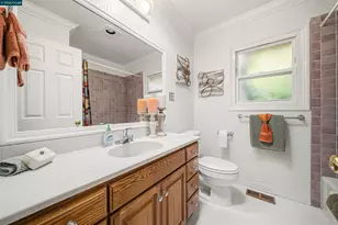 31 Elliot Dr, Pleasant Hill, CA 94523 - Photo 13