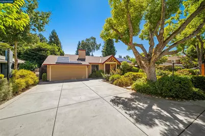 31 Elliot Dr, Pleasant Hill, CA 94523 - Photo 5