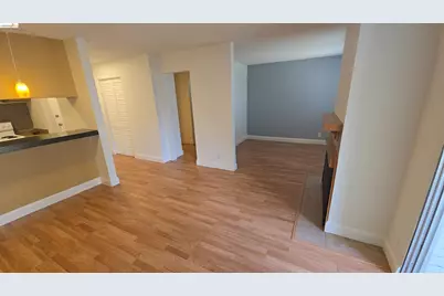 397 Imperial #202, Daly City, CA 94015 - Photo 1