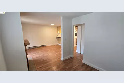 397 Imperial #202, Daly City, CA 94015 - Photo 3