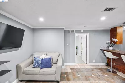 29627 Desert Oak Ct #26, Hayward, CA 94544 - Photo 9