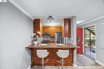29627 Desert Oak Ct #26, Hayward, CA 94544 - Photo 5