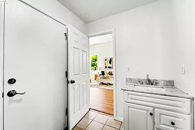 2401 Silveria Way, Antioch, CA 94531 - Photo 43