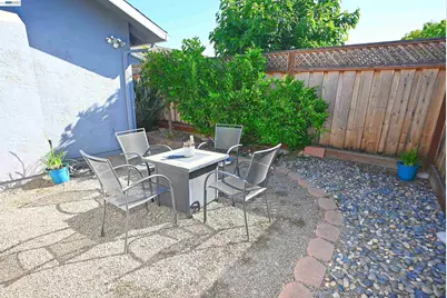 749 Moraga Dr, Livermore, CA 94550 - Photo 13