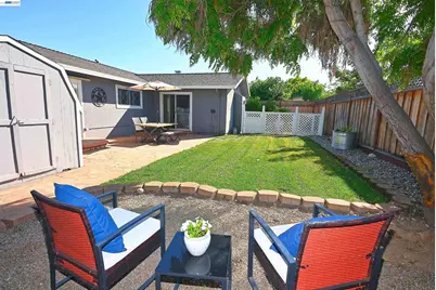 749 Moraga Dr, Livermore, CA 94550 - Photo 9