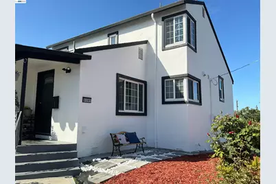 5301 Brann St, Oakland, CA 94619 - Photo 3